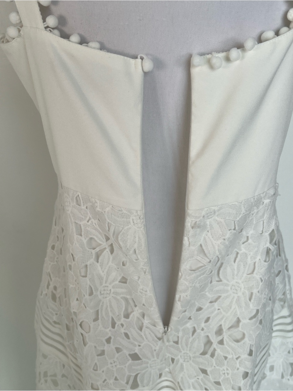 EUC! Boston Proper Mixed Media Lace Pom Pom  White Dress Size Medium - Picture 9 of 11
